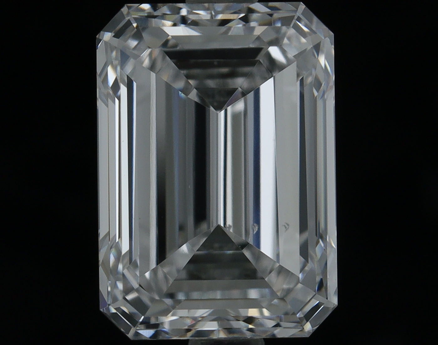 Lab-Grown 2.50 Carat Emerald Cut Diamond color D Clarity VS2, precious stones, engagement diamonds