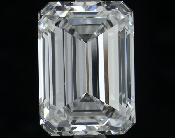 Lab-Grown 2.50 Carat Emerald Cut Diamond color D Clarity VS2, precious stones, engagement diamonds