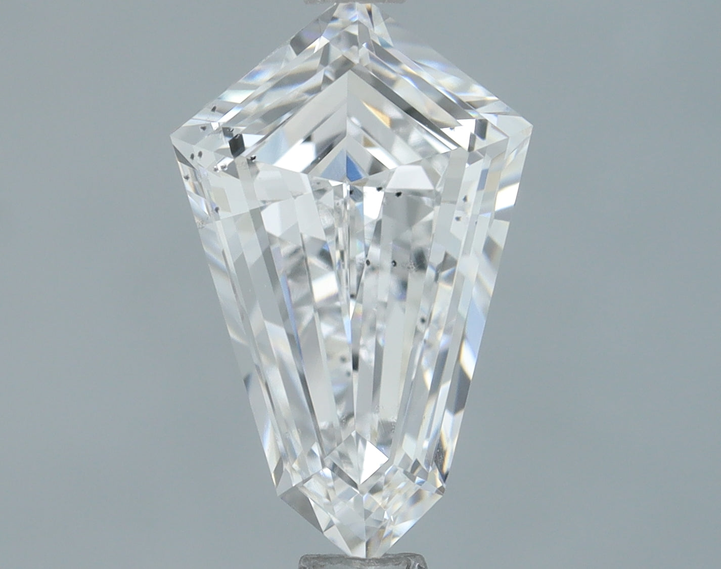 Lab-Grown 1.05 Carat Shield Shape Diamond color E Clarity VS2, precious stones, engagement diamonds