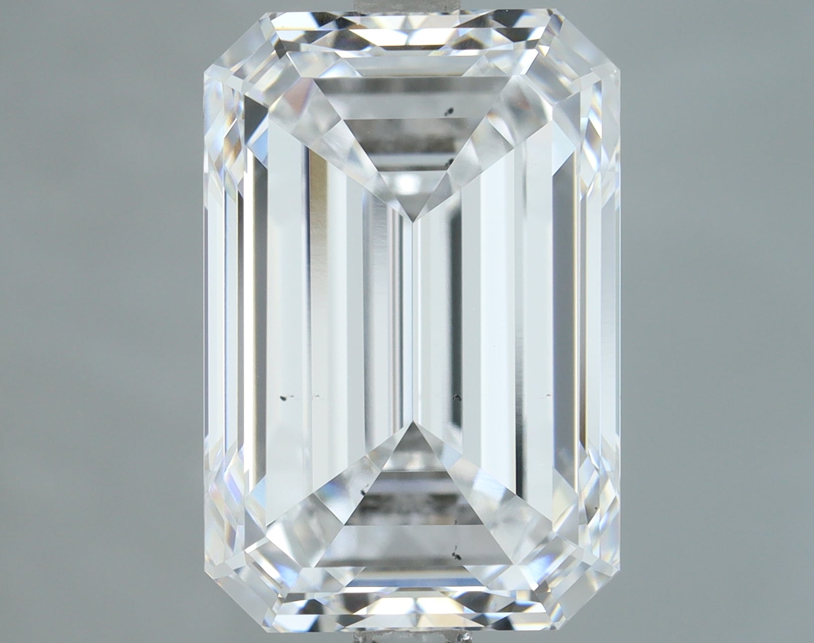 Lab-Grown 4.18 Carat Emerald Cut Diamond color D Clarity VS2, precious stones, engagement diamonds