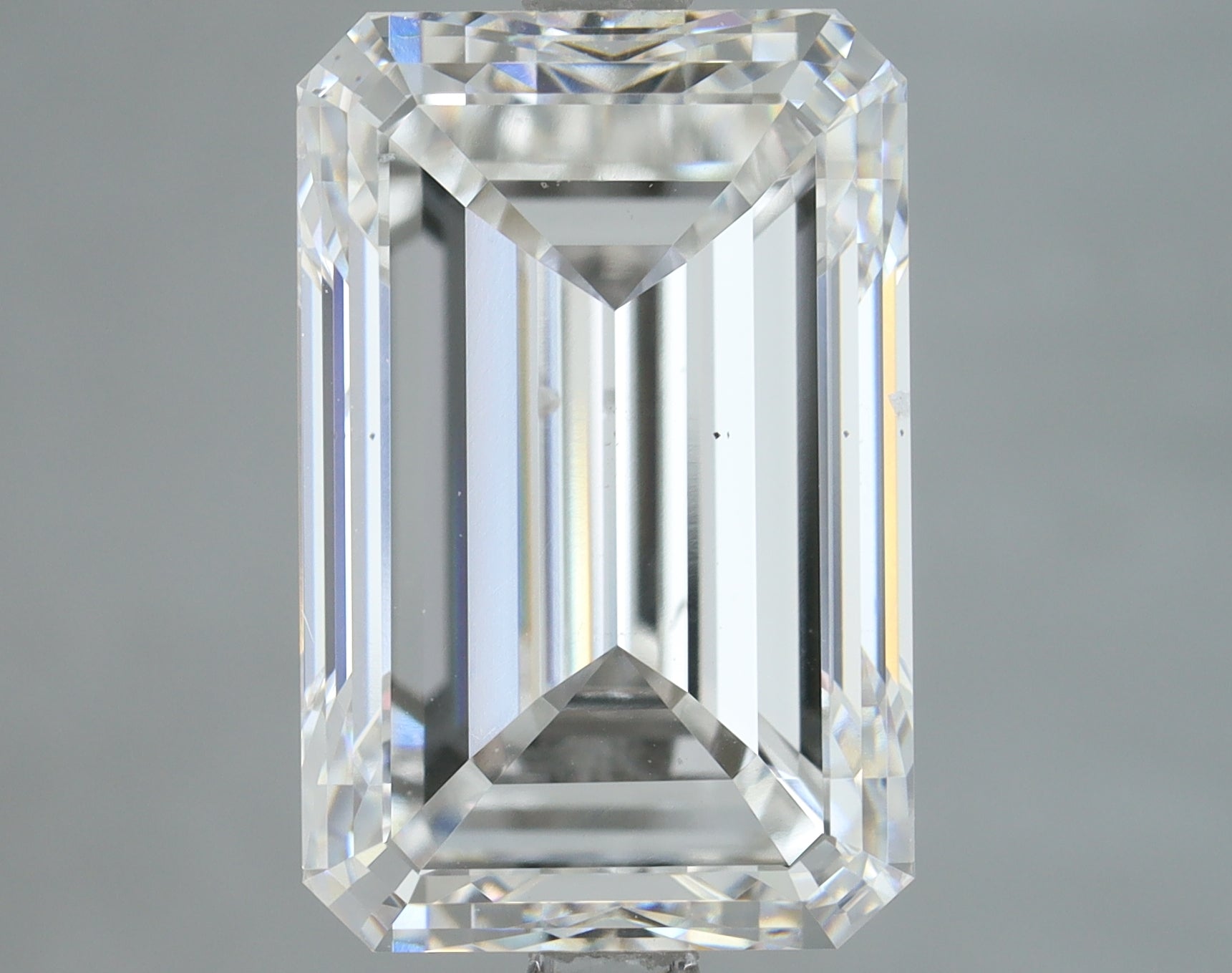 Lab-Grown 5.00 Carat Emerald Cut Diamond color E Clarity SI1, precious stones, engagement diamonds