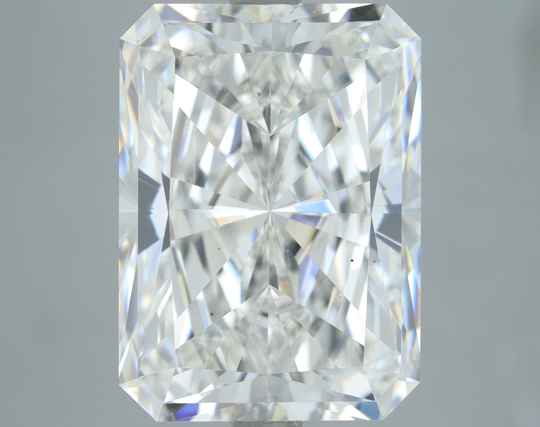Lab-Grown 5.51 Carat Radiant Cut Diamond color F Clarity VS2, precious stones, engagement diamonds