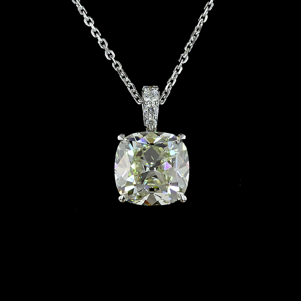 Lab-Grown 1.71 Carat Antique Cushion I-VVS2 Diamond 14K White Gold Pendant Penda
