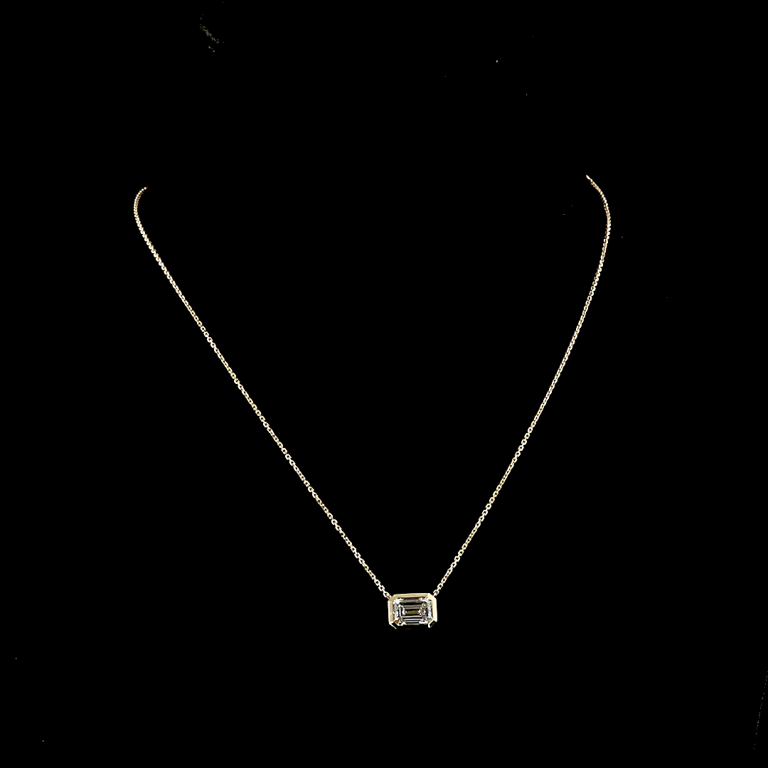 Lab-Grown 1.76 Carat Emerald E-F-VVS2 Diamond 14K Yellow Gold Solitaire Pendant