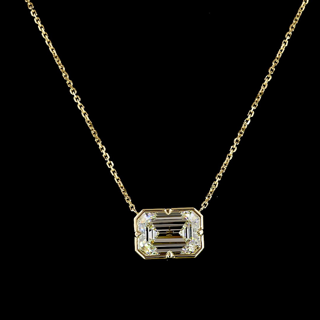 Lab-Grown 5.04 Carat Emerald E-F-VVS2 Diamond 14K Yellow Gold Solitaire Pendant