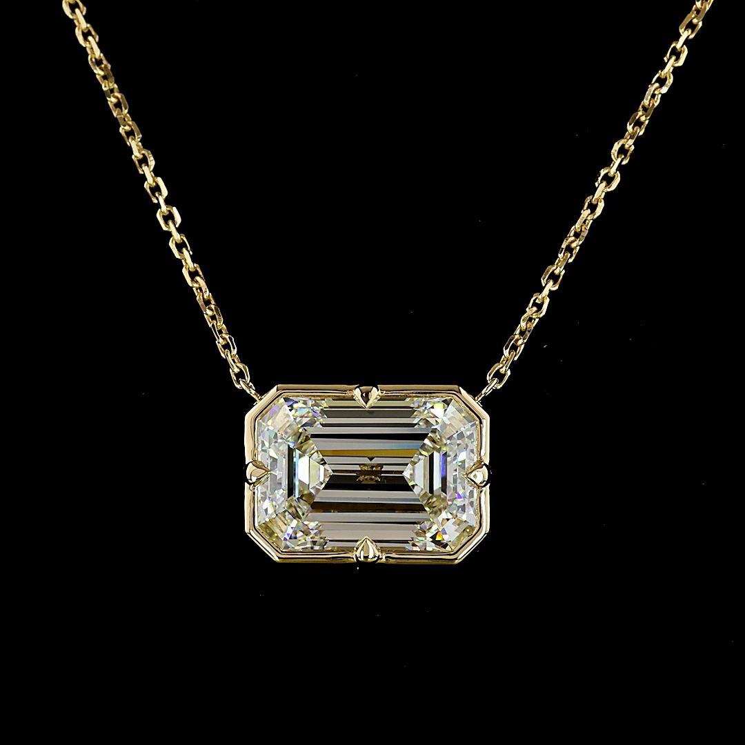Lab-Grown 5.04 Carat Emerald E-F-VVS2 Diamond 14K Yellow Gold Solitaire Pendant