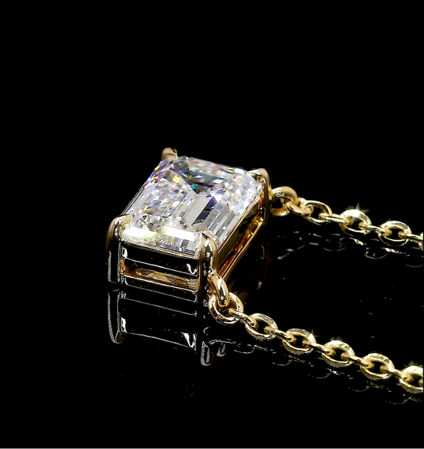 Lab-Grown 1.01 Carat Emerald D-VVS2 Diamond 14K Yellow Gold Solitaire Pendant