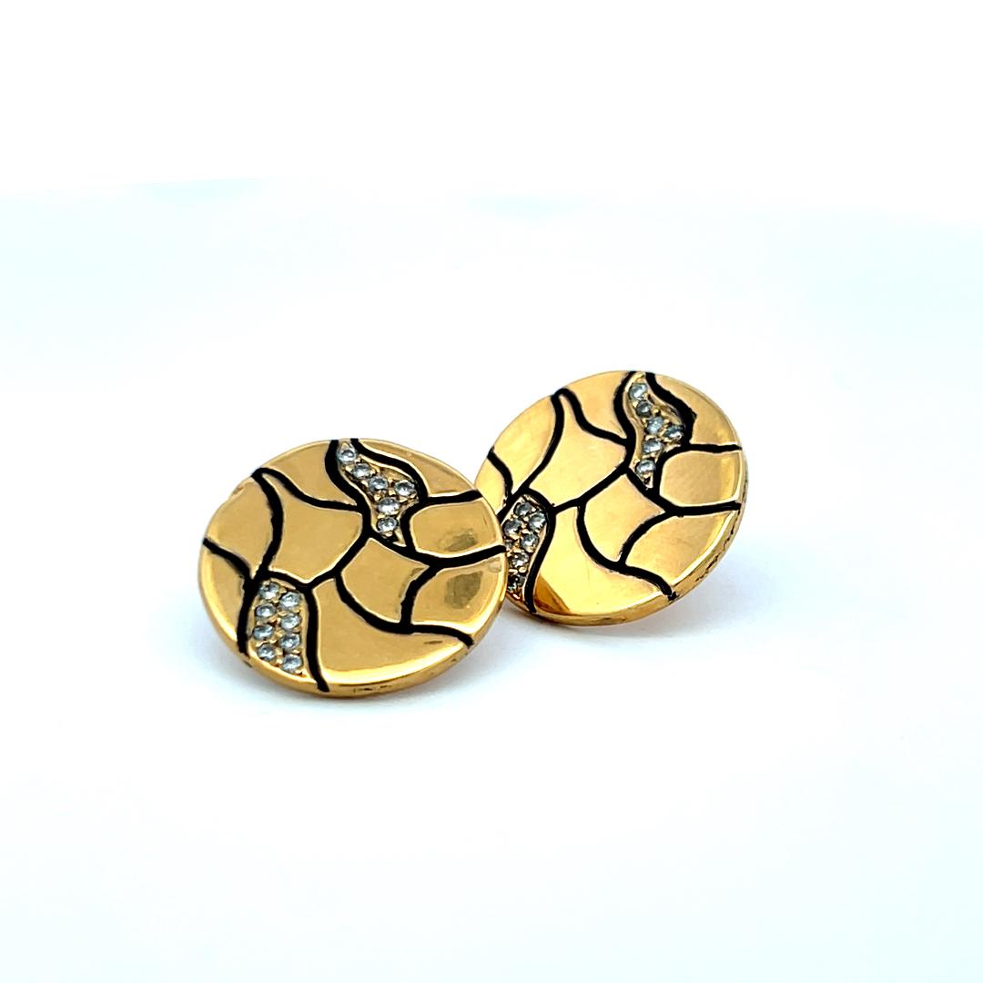 Vintage 18K Yellow Gold Stud Earrings with 0.28 Carat Round G-VS Diamonds