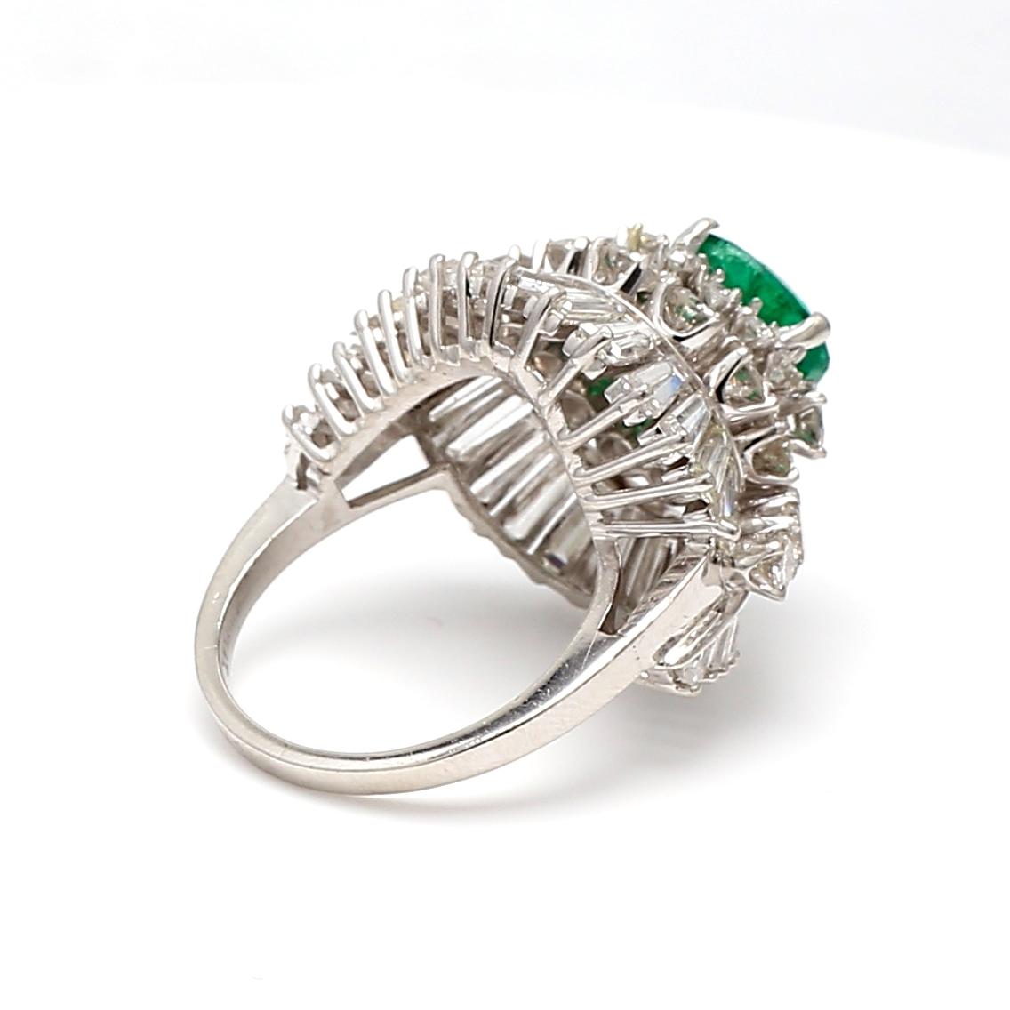 2.90 Carat H SI1 Diamond 1.95 Carat Oval Shape Emerald Platinum Ballerina Ring