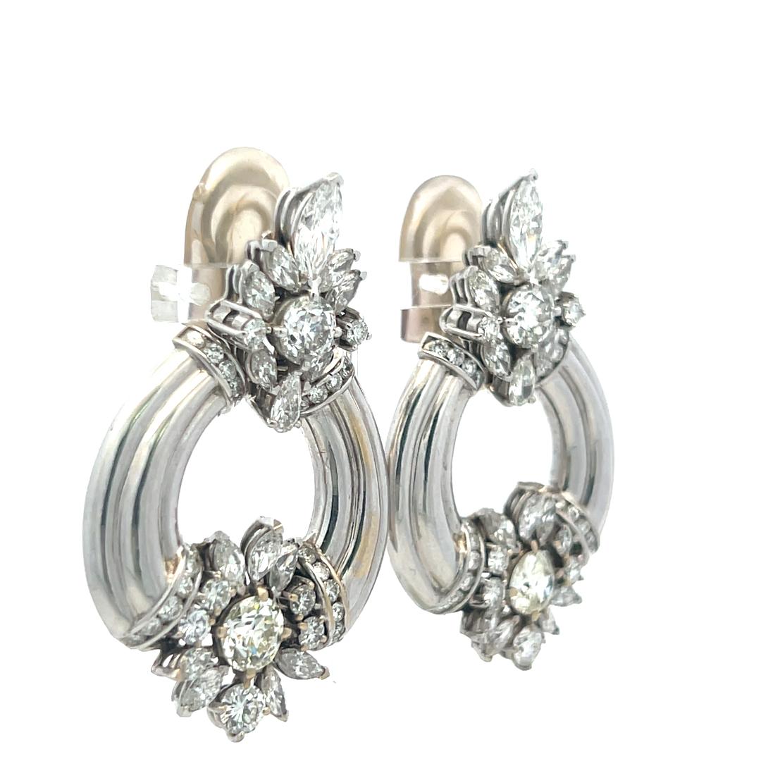18K Gold Chandelier Earrings with 11.95 Carat Old European Cut G VVS2 Diamonds