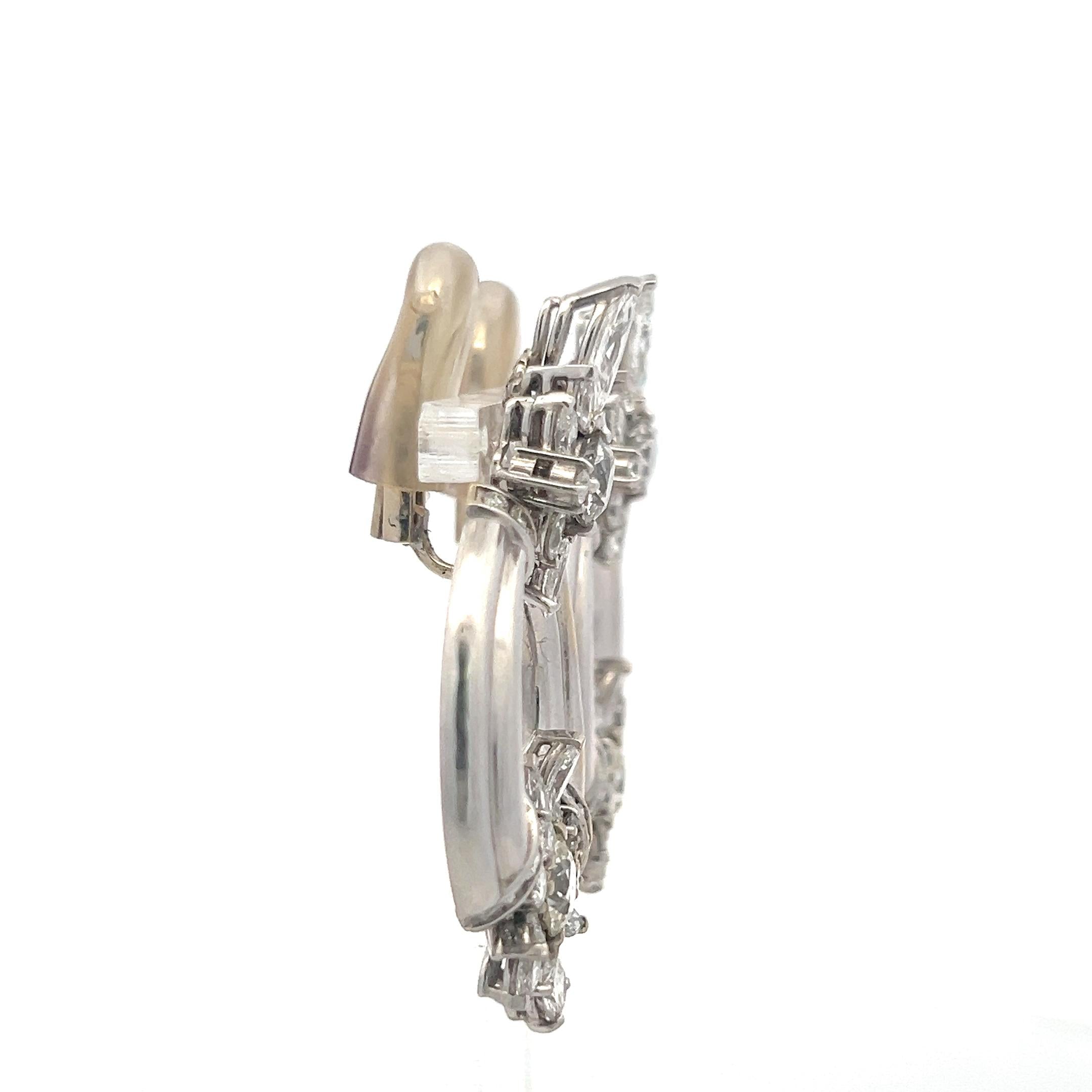 18K Gold Chandelier Earrings with 11.95 Carat Old European Cut G VVS2 Diamonds