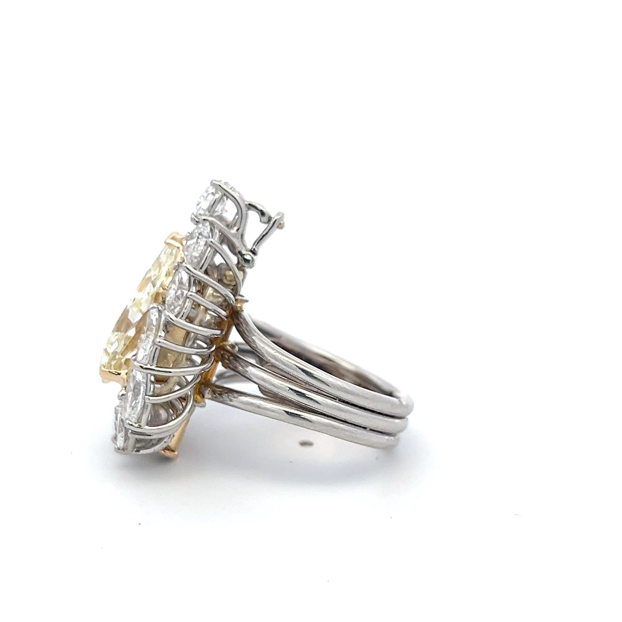 Vintage 18 Karat Two Tone Gold Ring with 16.14 Carat Diamonds Size 7.5