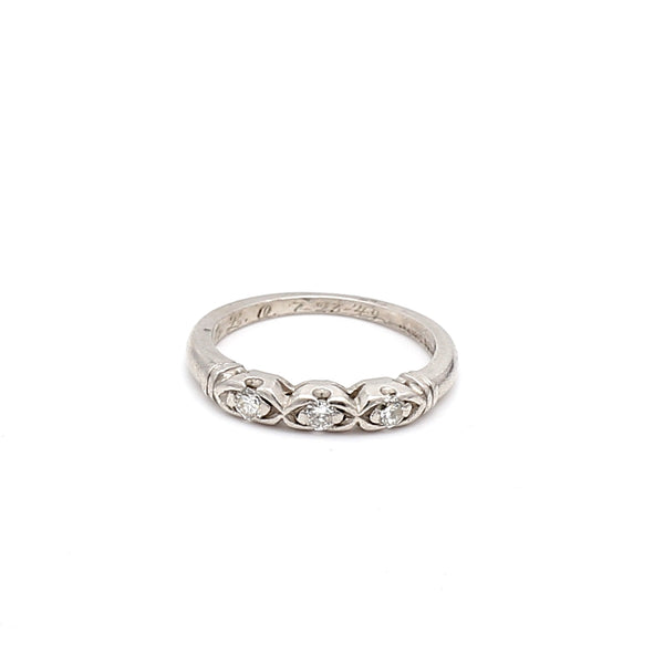  Diamond Platinum Band Ring