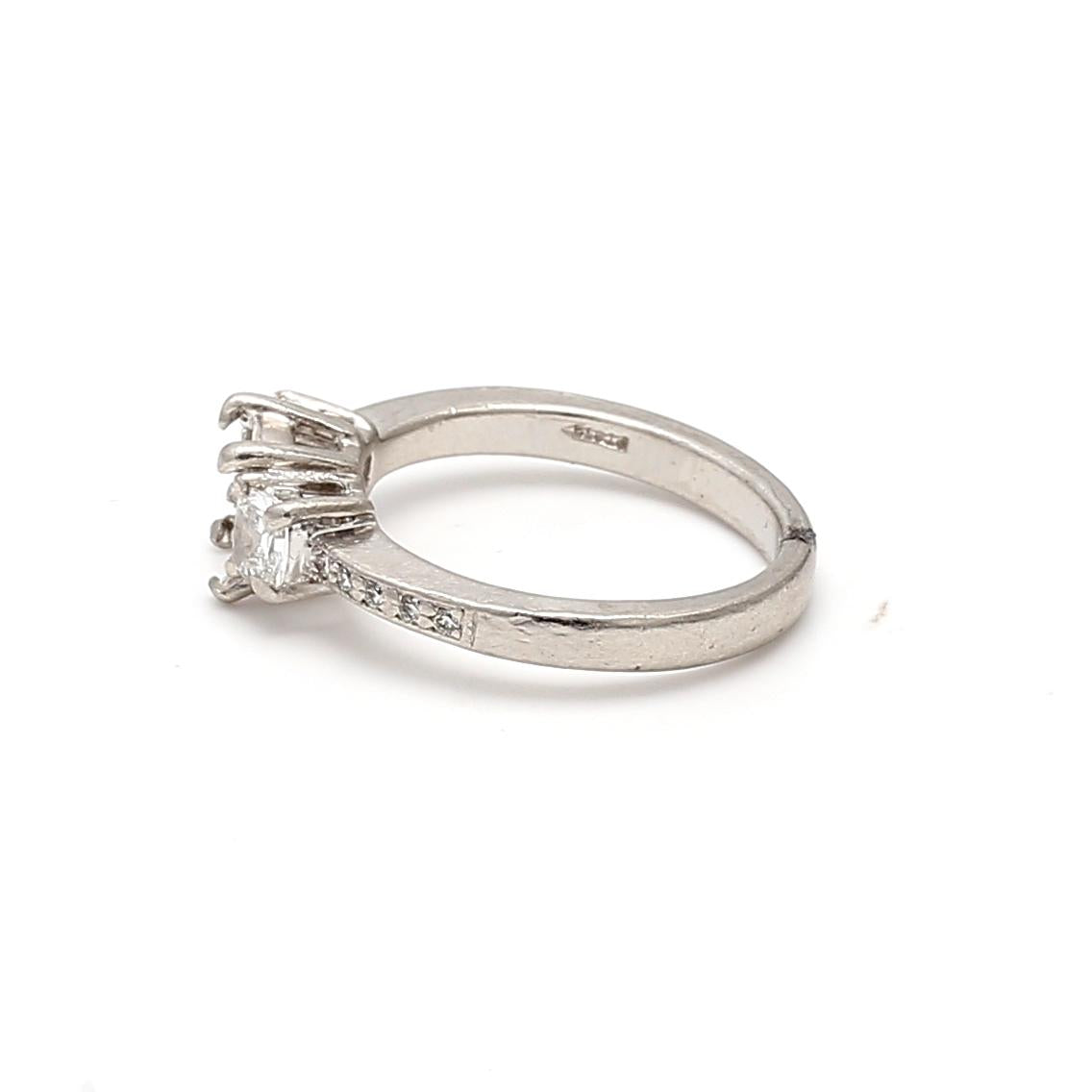 Tacori 0.63ct Cushion & Round Brilliant G VS Diamond Platinum Semi-Mount Ring
