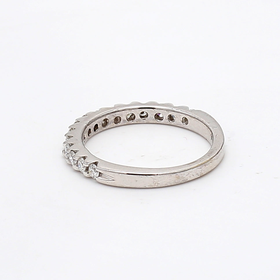 0.80 Carat Round Brilliant F VS1 Diamond 14 Karat White Gold Band Ring