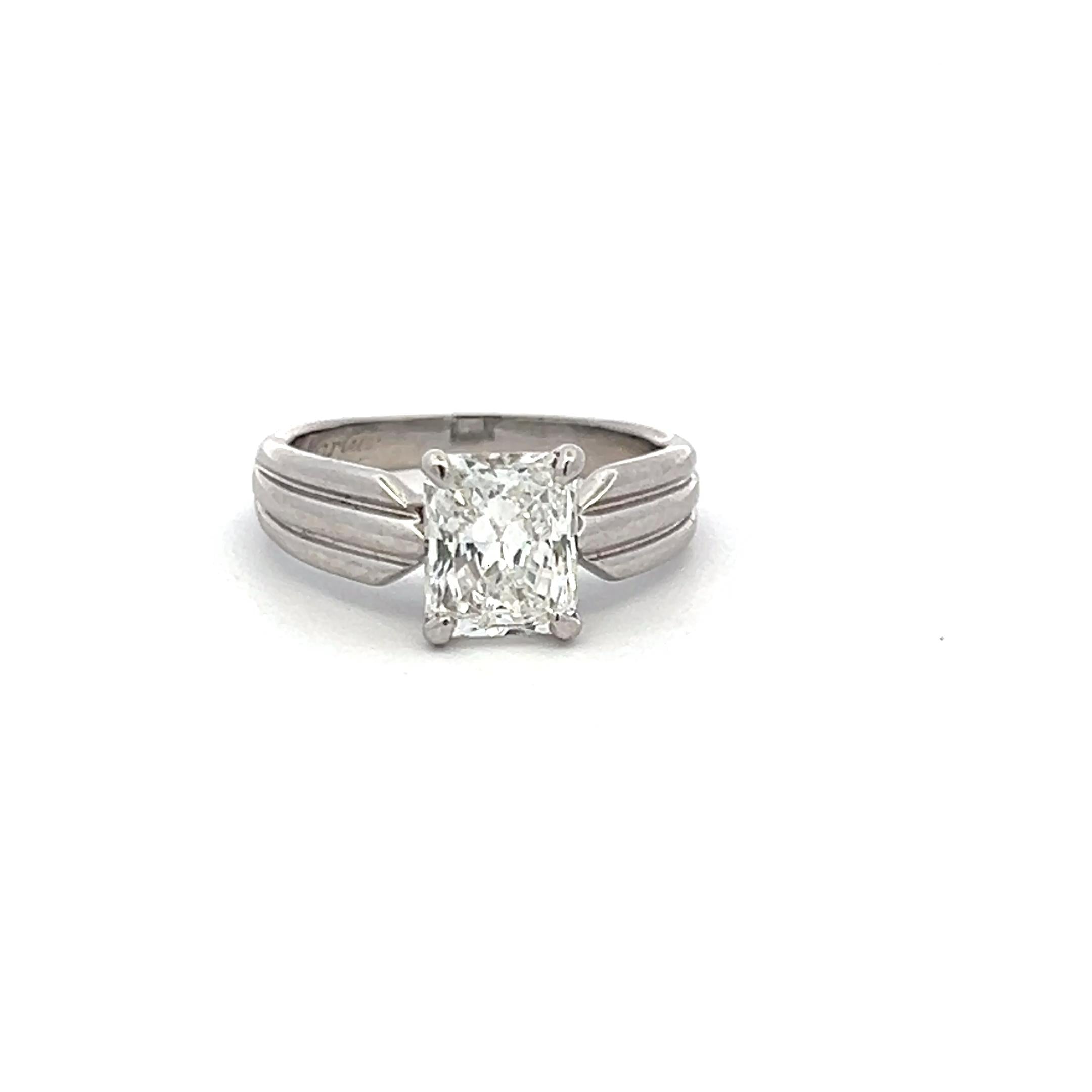Cartier 1.63 Carat Radiant Shape F-VS1 Diamond Platinum Engagement Ring