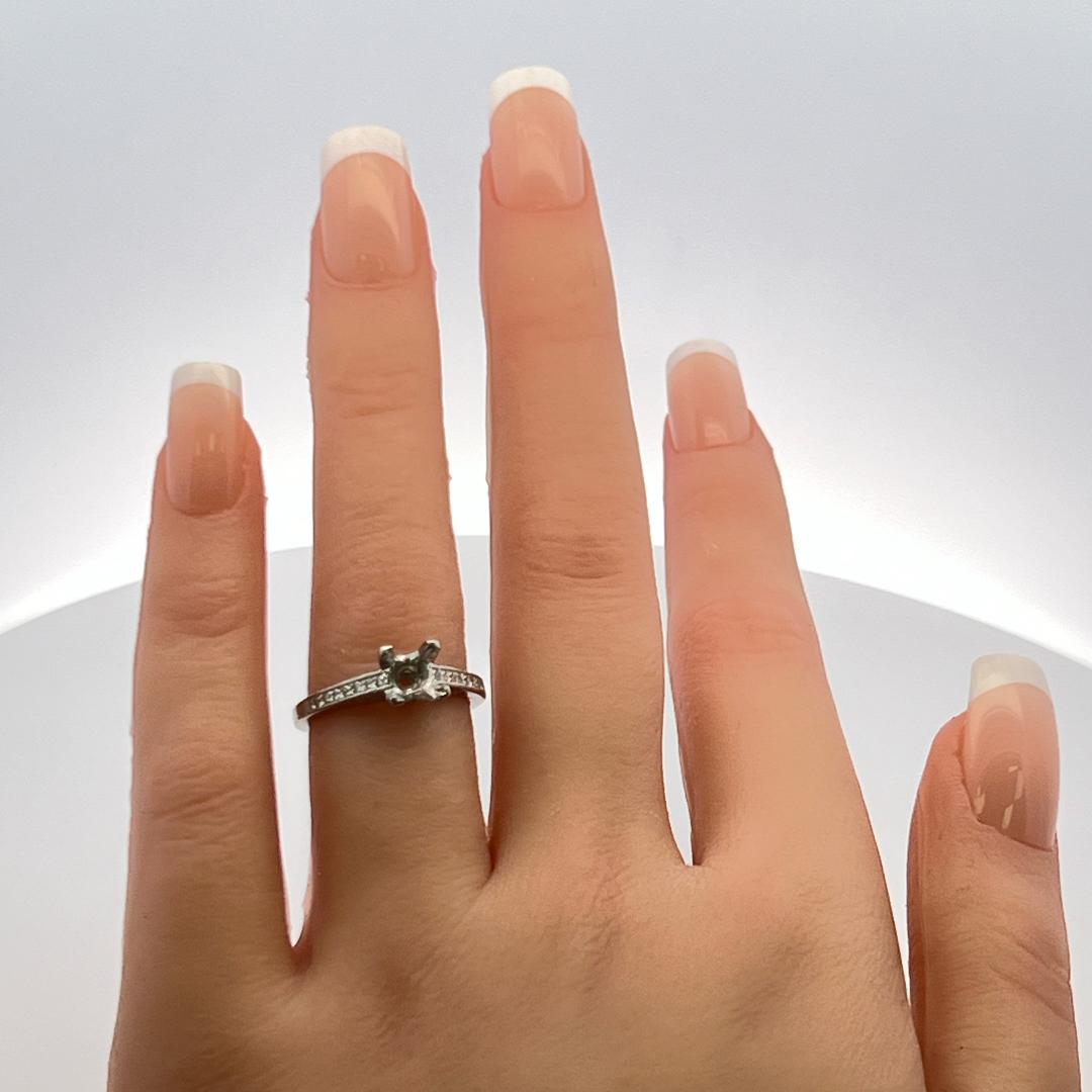 Tacori 0.24 Carat Princess and Round Diamond Platinum Semi Mount Ring