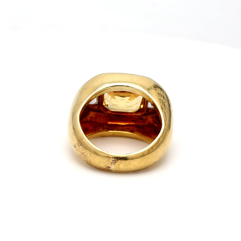 3.92 Carat Sapphire 0.70 Carat Diamond 18K Yellow Gold Cocktail Ring