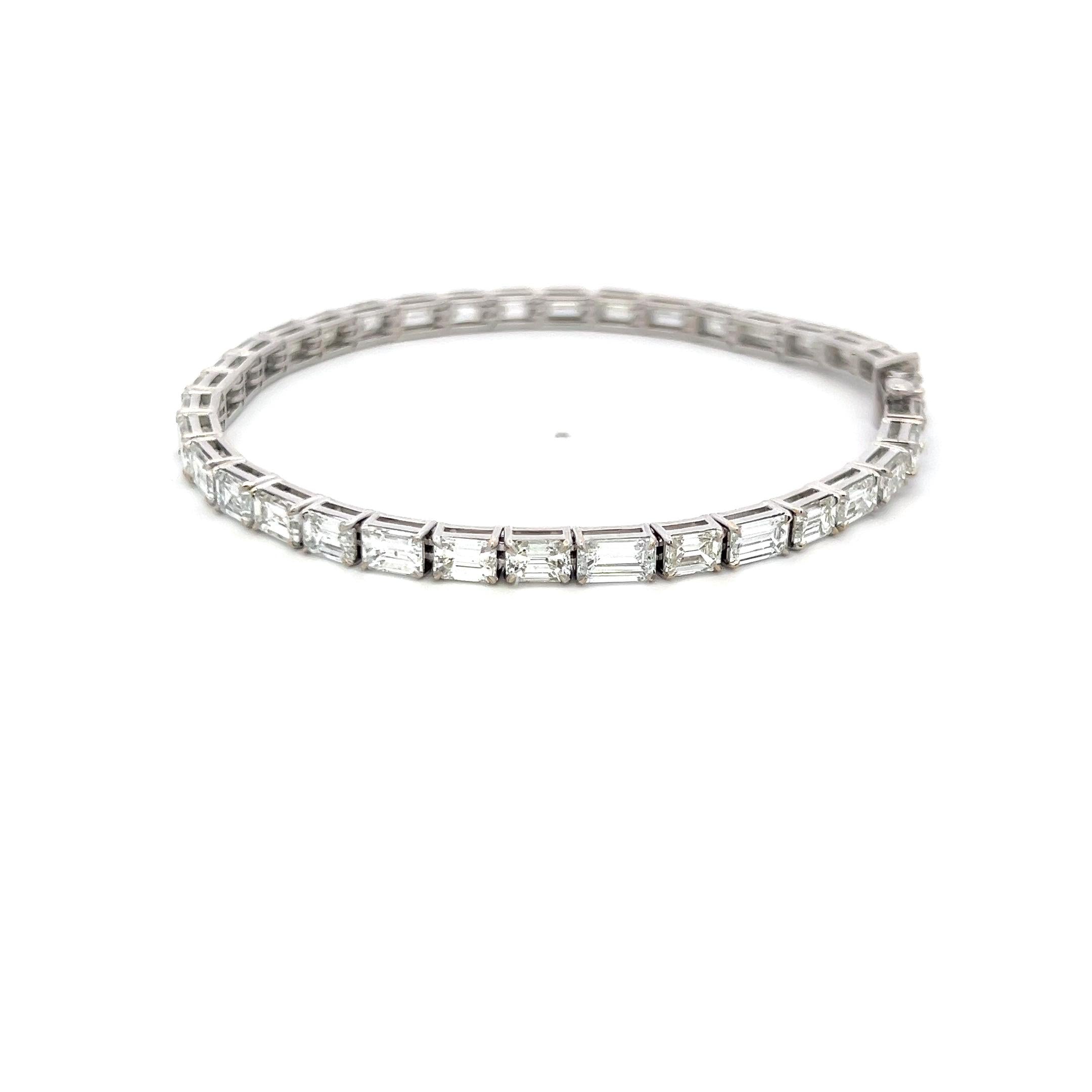 18K White Gold Tennis Bracelet with 11.96 Carat Emerald Cut H VS Diamonds