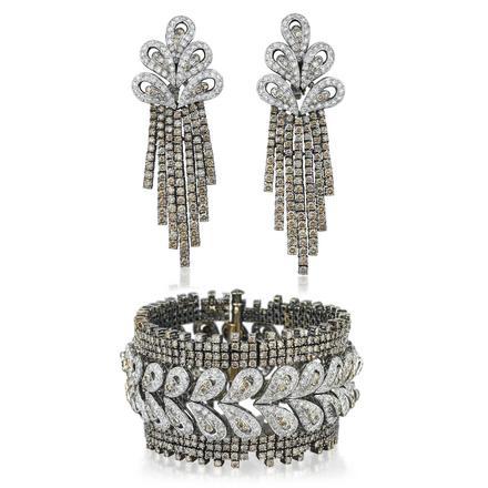 18K Two Tone Gold Link Bracelet & Chandelier Earrings Set 35ct Round Diamonds