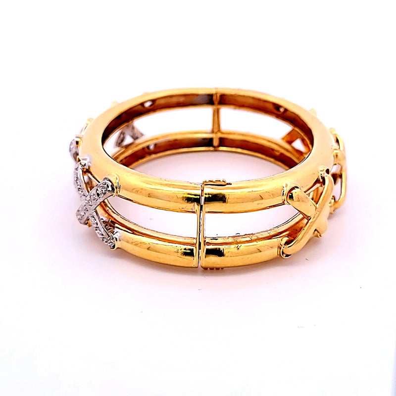 0.78 Carat Round Brilliant G SI1 Diamond 18 Karat Yellow Gold Bangle Bracelet