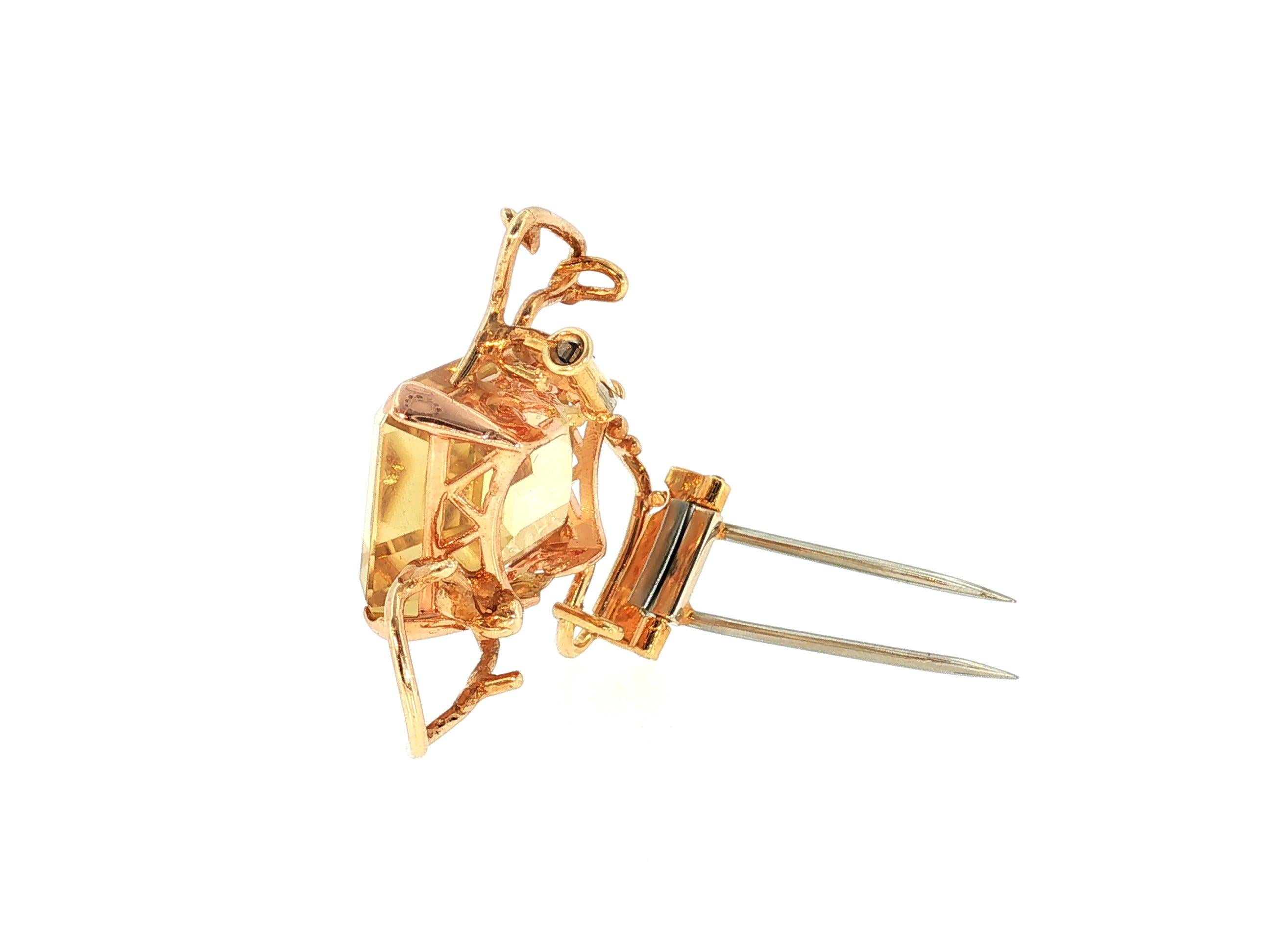 Vintage 14K Yellow Gold Pin Brooch with 19.5 Carat Emerald Cut Citrine