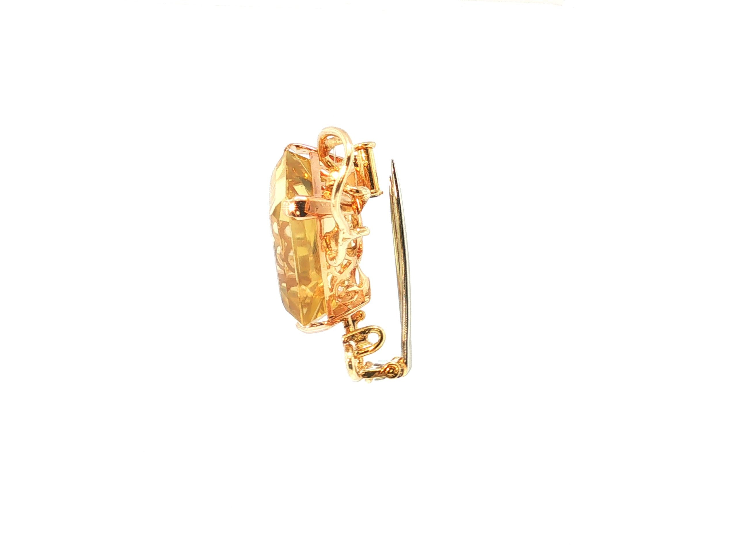 Vintage 14K Yellow Gold Pin Brooch with 19.5 Carat Emerald Cut Citrine