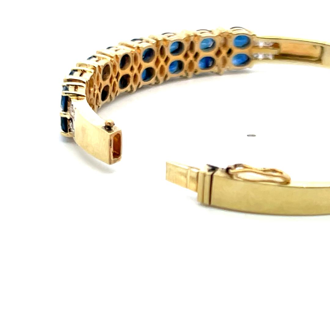 Vintage 14K Yellow Gold Bangle Bracelet with 1 Carat Diamond 6.64 Carat Sapphire