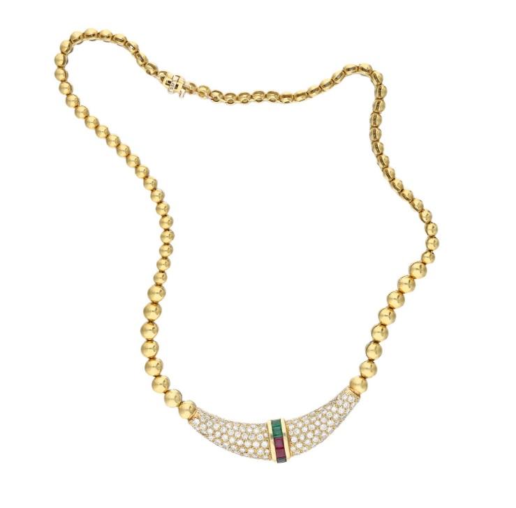 Vintage 18K Yellow Gold Collar Necklace with 5.05 Carat G-VS1 Diamonds