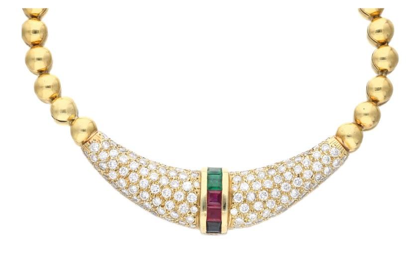 Vintage 18K Yellow Gold Collar Necklace with 5.05 Carat G-VS1 Diamonds