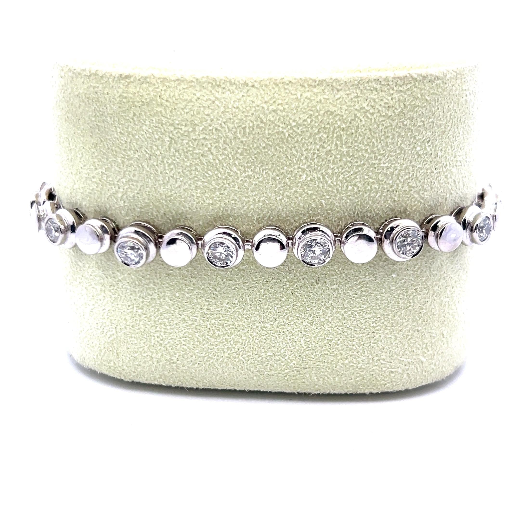 Vintage 18K White Gold Tennis Bracelet with 3.5 Carat Round I-SI1 Diamonds