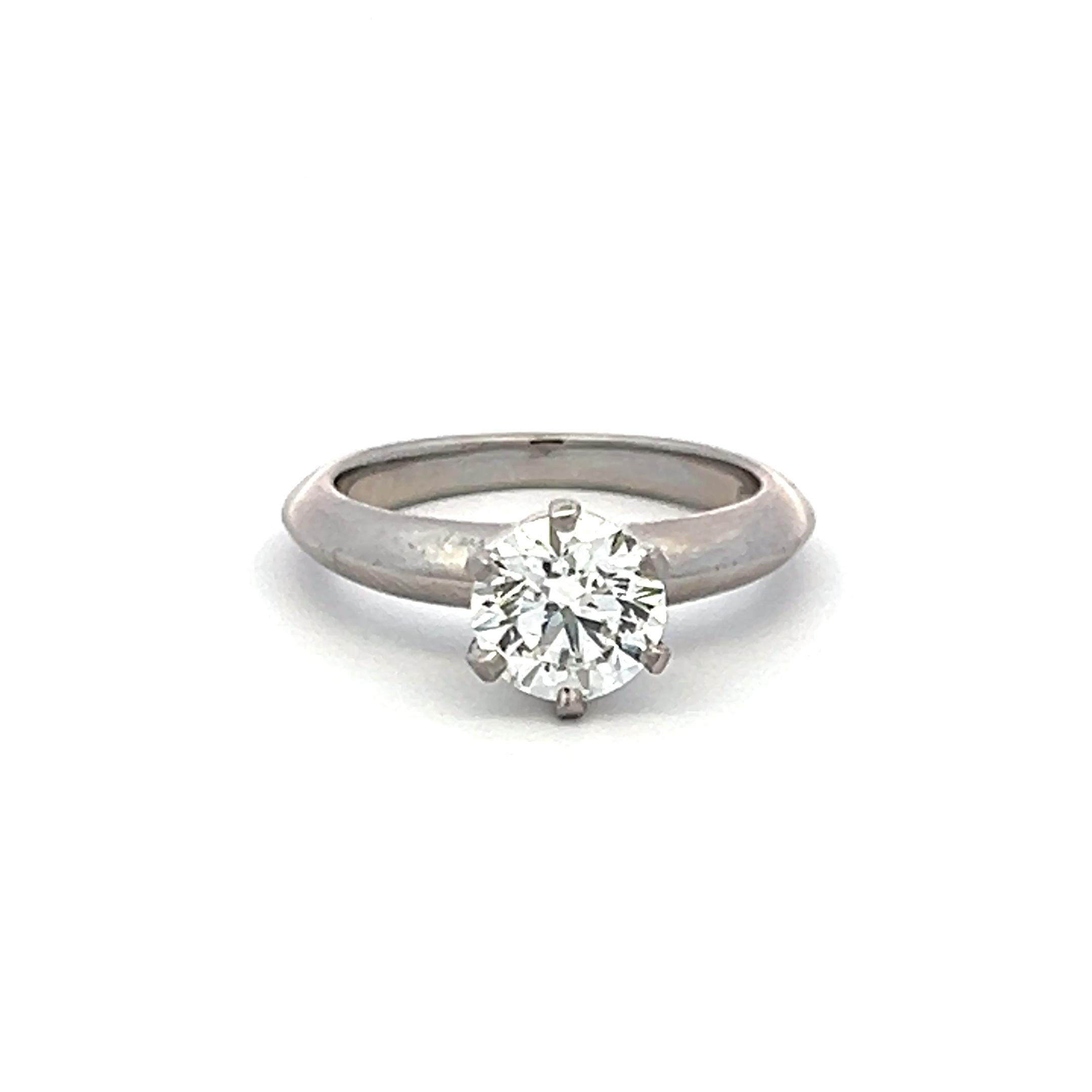 Tiffany & Co 0.93 Carat Round Brilliant F VVS2 Diamond Platinum Ring