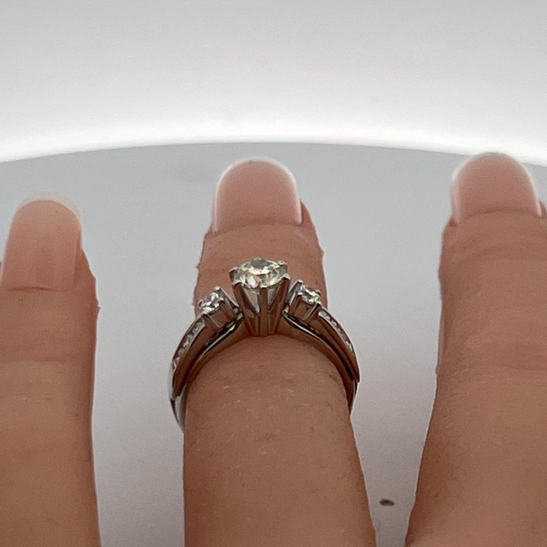 Vintage 14K White Gold Engagement Ring with 0.8 Carat Round Diamonds Size 4