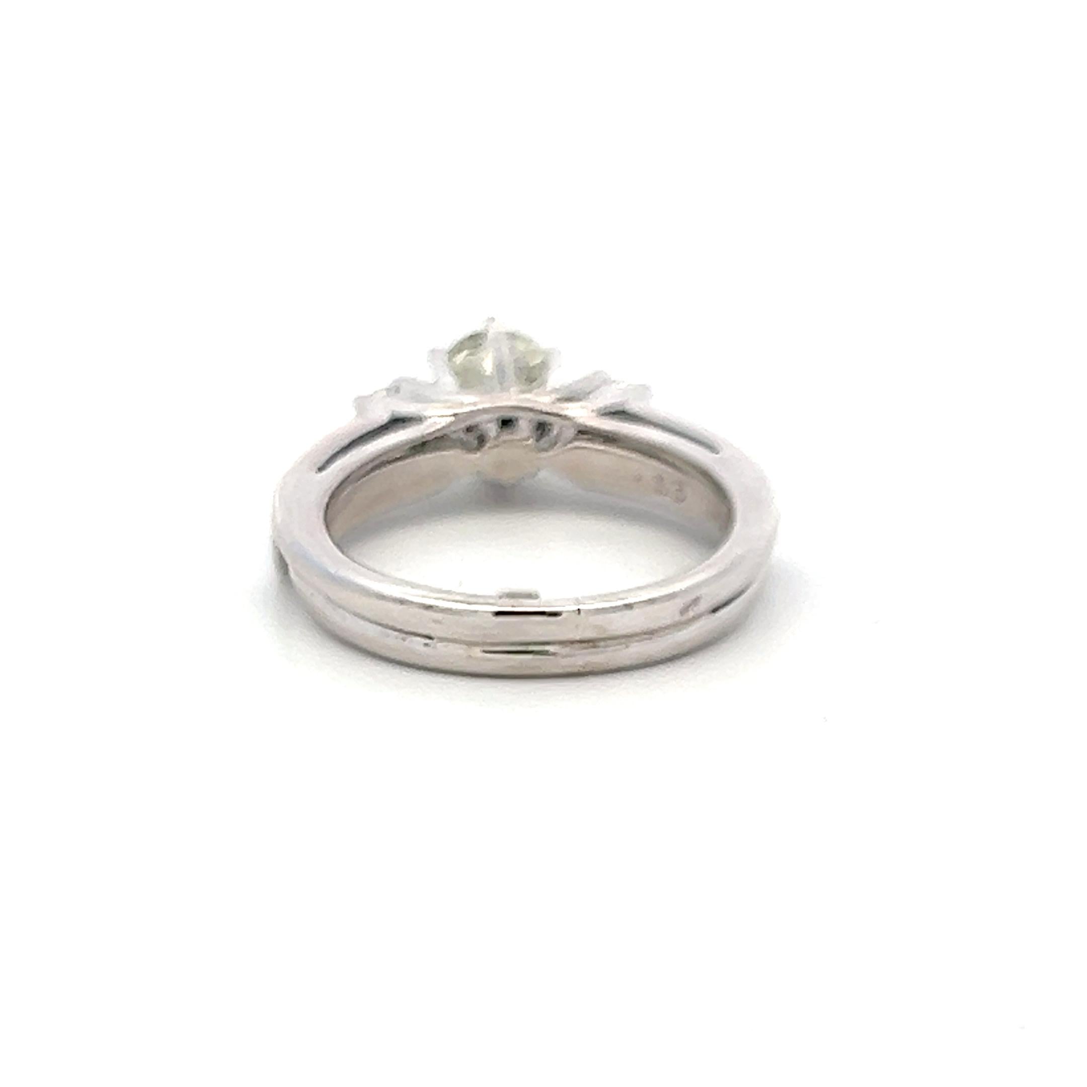 Vintage 14K White Gold Engagement Ring with 0.8 Carat Round Diamonds Size 4