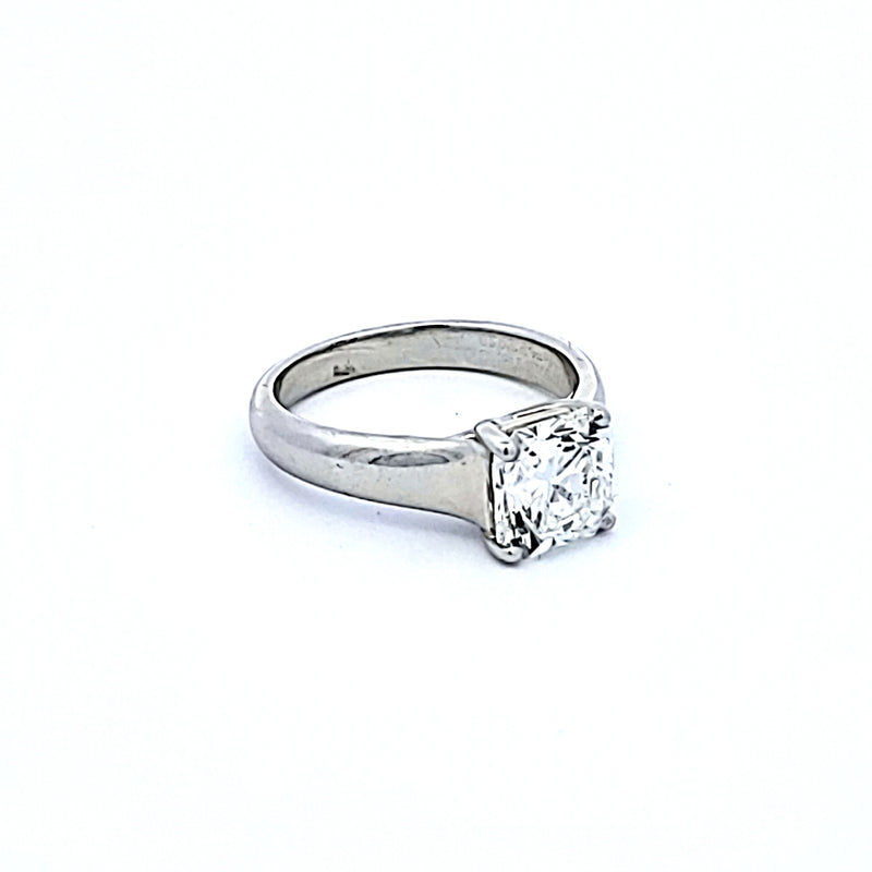 Tiffany & Co 2.03 Carat Radiant Cut F VS1 Diamond Platinum Engagement Ring