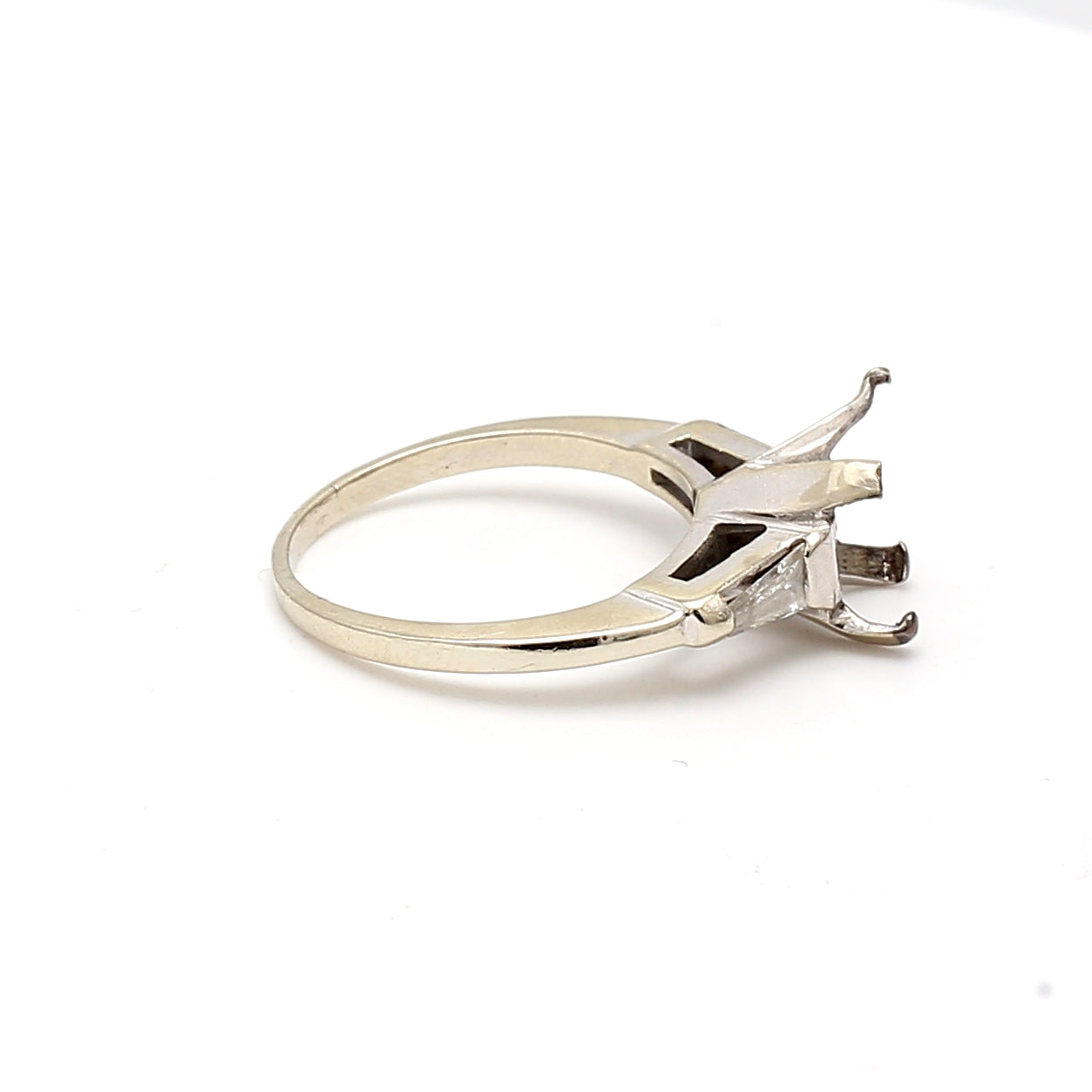 0.50 Carat Tapered Baguette Shape H VS1 Diamond 14 Karat White Gold Semi Mount Ring