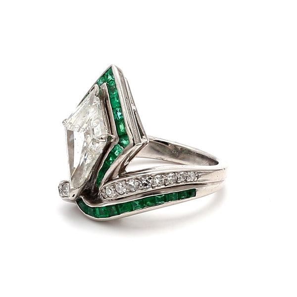 2.50ct Kite Diamond & Emerald Platinum Art Deco Ring with Round Brilliant Accent