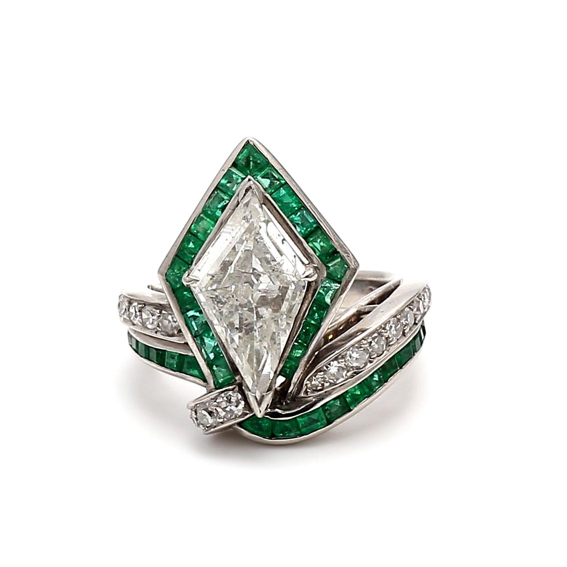 2.50ct Kite Diamond & Emerald Platinum Art Deco Ring with Round Brilliant Accent