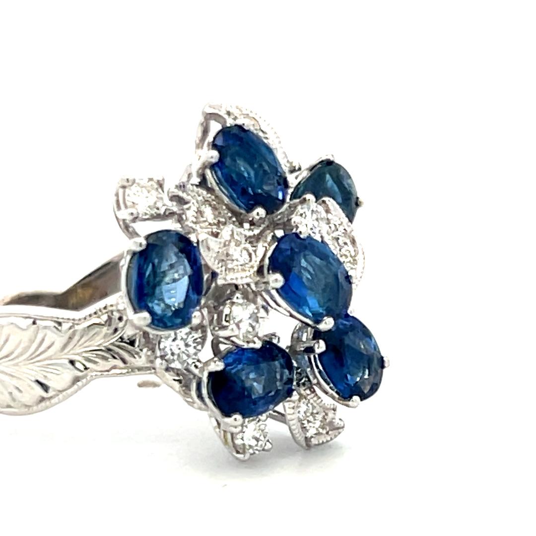 3.23 Carat Sapphire 0.40 Carat Round Diamond 18 Karat White Gold Cocktail Ring