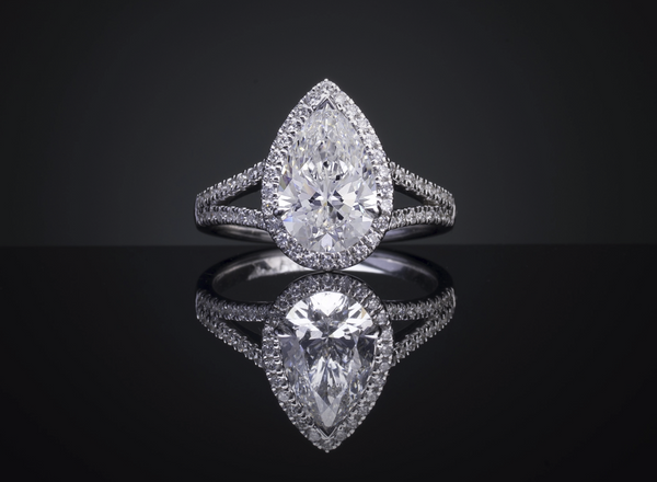 Lab-Grown 2.09 Carat Pear D-VVS2 Diamond 14K White Gold Split Shank Ring