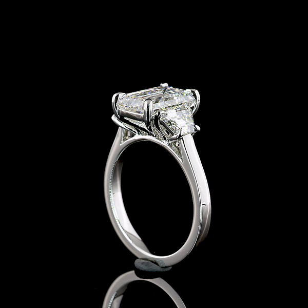 Lab-Grown 3.96 Carat Emerald E-VS1 Diamond Platinum 3 Stones Ring