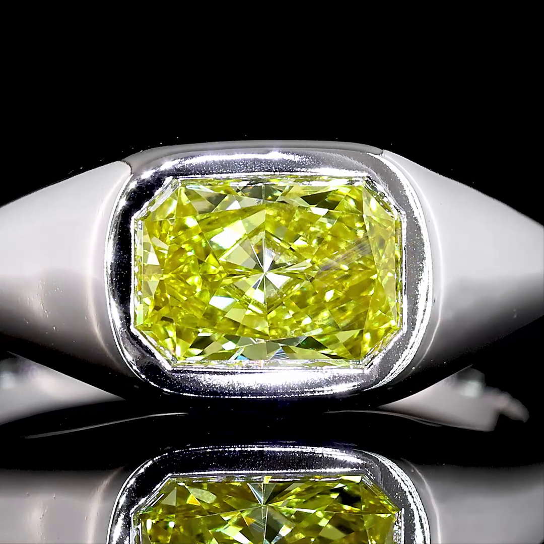 Lab-Grown 0.82 Carat Radiant Fancy Vivid Yellow-VS2 Diamond 14K White Gold Solit