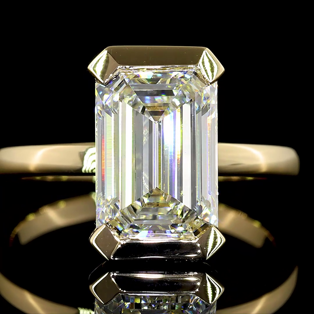 Lab-Grown 3.6 Carat Emerald E-F-VS1 Diamond 14K Yellow Gold Solitaire Ring