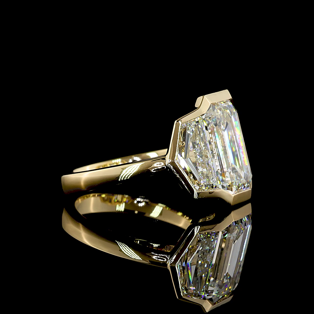 Lab-Grown 8.98 Carat Emerald F-VVS2 Diamond 14K Yellow Gold 3 Stones Ring
