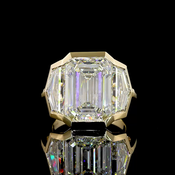 Lab-Grown 12.22 Carat Emerald G-VVS2 Diamond 14K Yellow Gold 3 Stones Ring