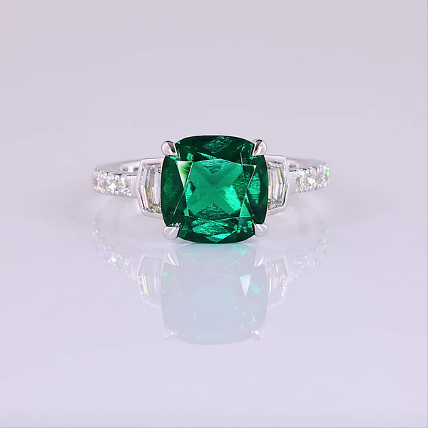 Lab-Grown 0.83 Carat MIX -VS1 Diamond 14K White Gold Split Shank Ring