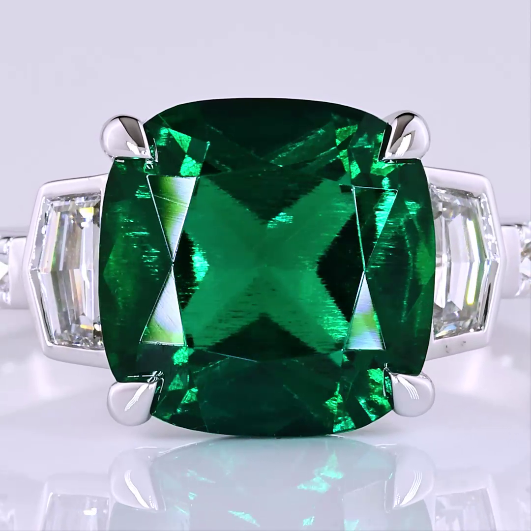 Lab-Grown 0.83 Carat MIX -VS1 Diamond 14K White Gold Split Shank Ring