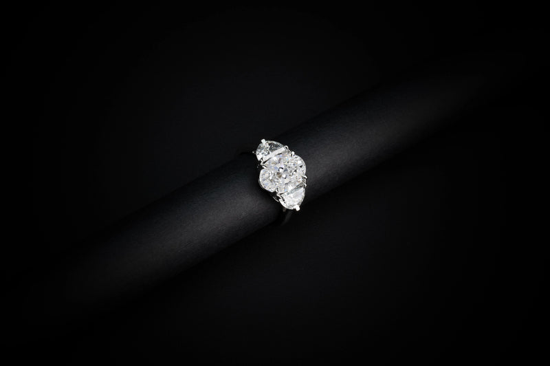 Lab-Grown 1.64 Carat Oval D-VS1 Diamond Platinum 3 Stones Ring