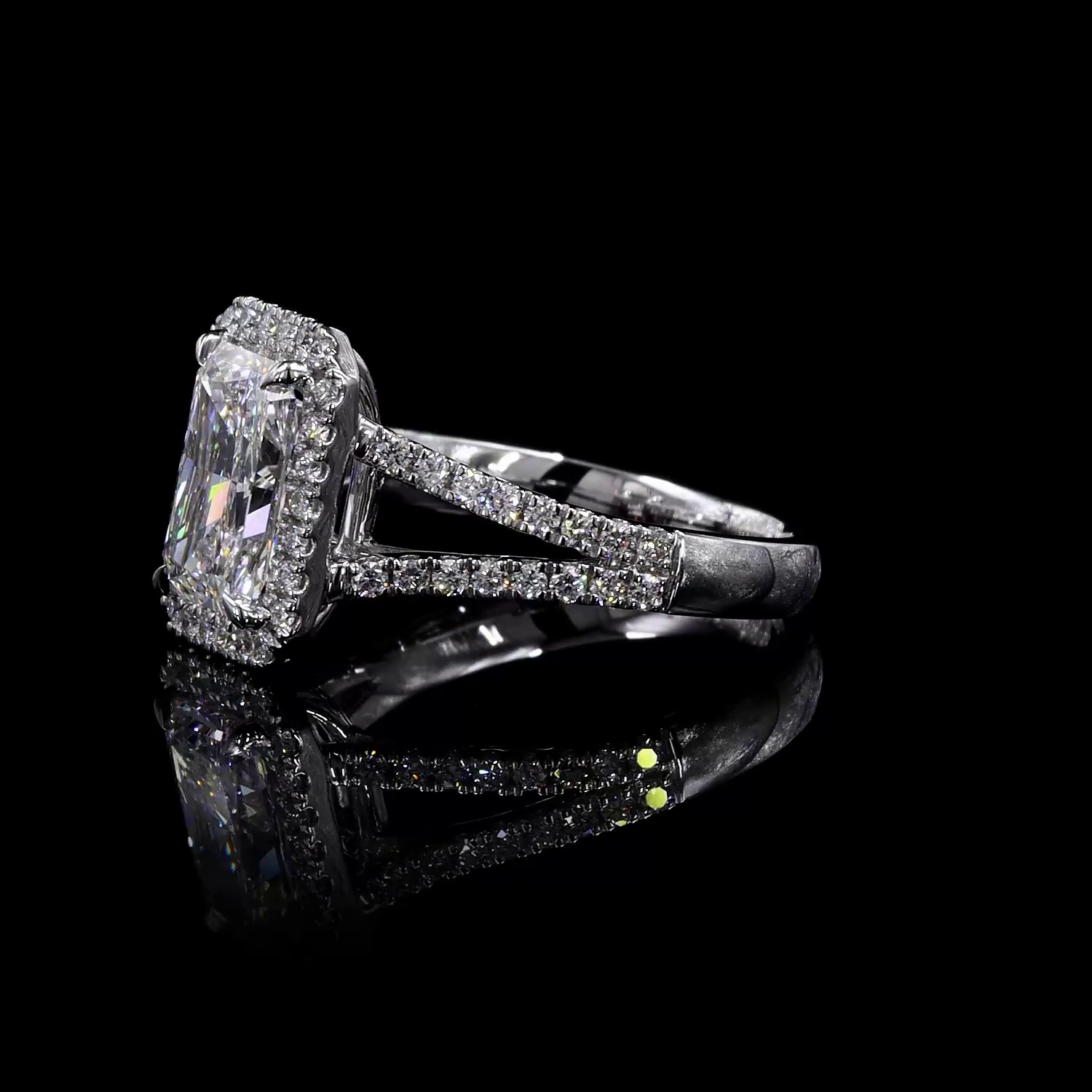 Lab-Grown 1.99 Carat Radiant D-VVS2 Diamond Platinum Split Shank Ring