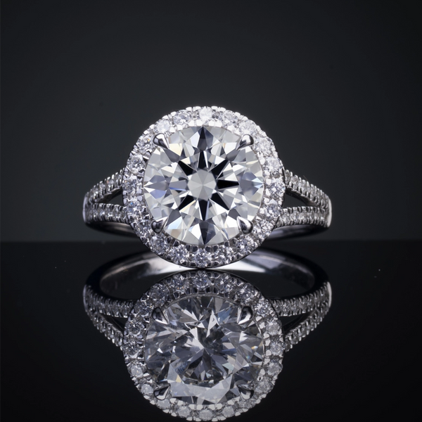 Lab-Grown 2.01 Carat Round E-VS1 Diamond Platinum Split Shank Ring